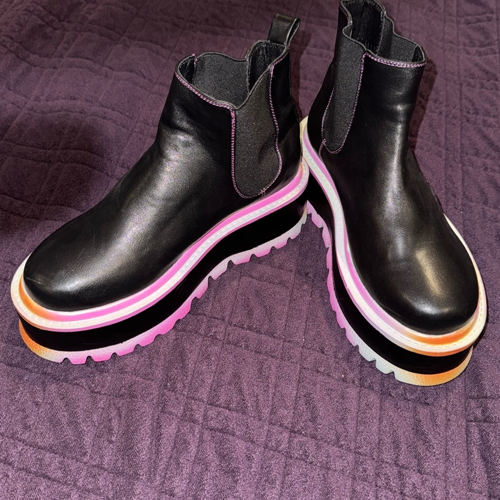 Koi Pull On Ankle Boot